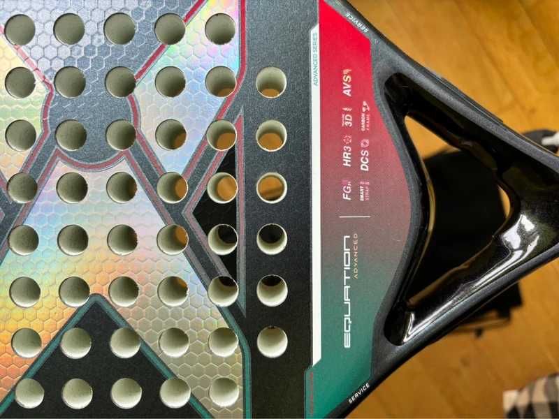 Paleta padel NOX Equation cu husa si protectie