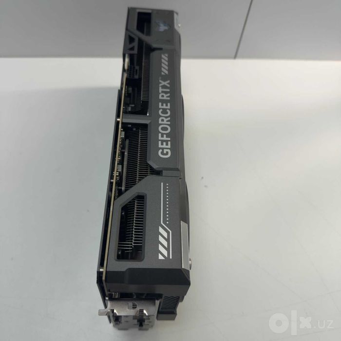 Asus TUF RTX 5070 12GB GDDR 7 DLSS Nvidia GeForce