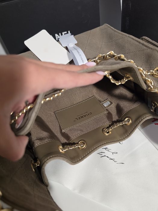 Налична чанта Chanel Hobo 25S велур