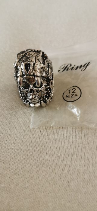 Рокерски пръстен