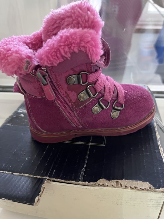 Детские сапоги для девочки