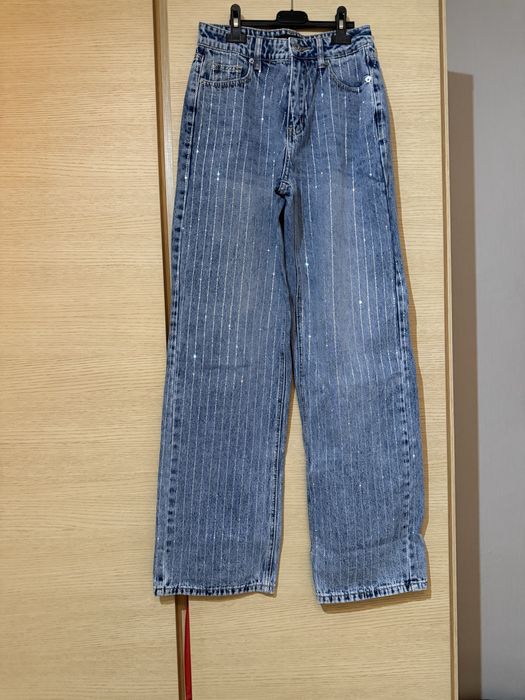 Дънки с камъчета