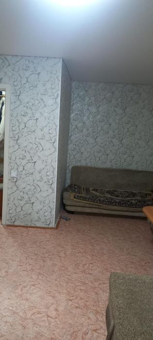 Продам 1 комн в 19 мкр