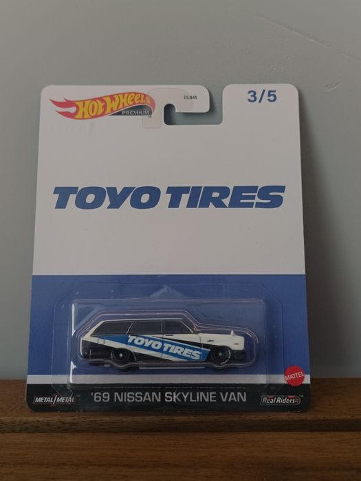 Hot wheels premium 5€ бройка всички