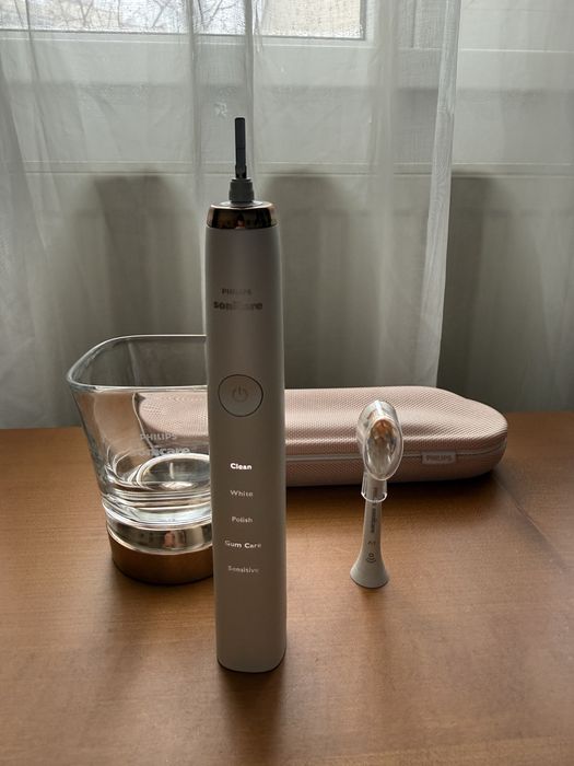 Periuta de dinti Philips Sonicare DiamondClean (HX9330)