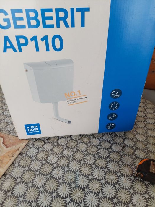 Vând rezervor pt.vas wc. nou