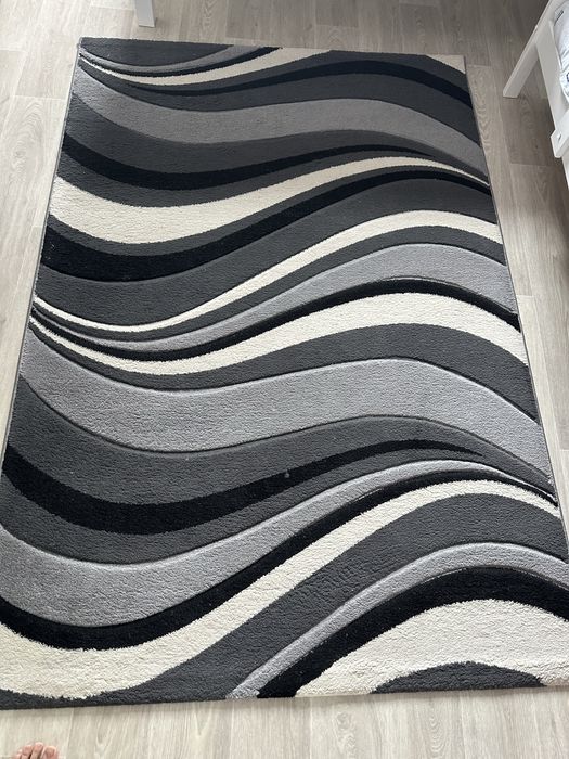 Продам ковер.