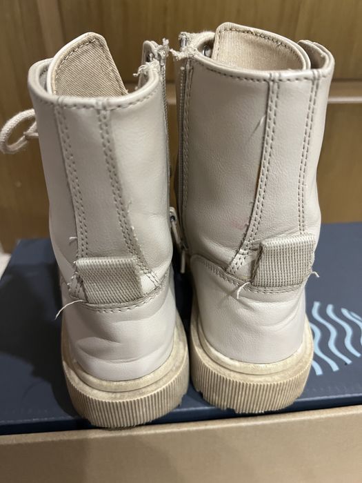 Продам ботинки на девочка ZARA размер 30
