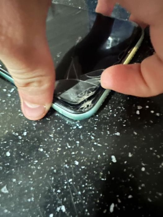 Iphone 11 simplu