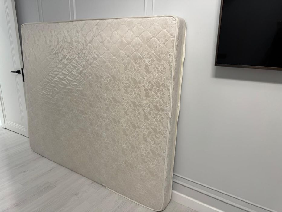 Матрас для спальни