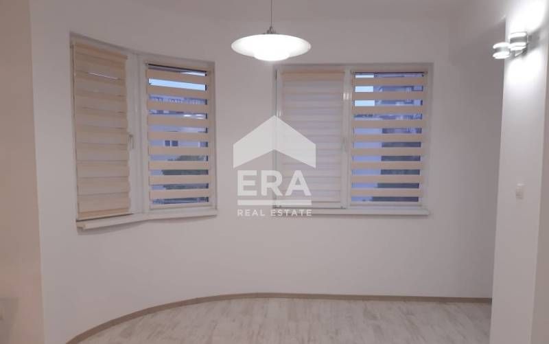 Дава се под наем Четиристаен апартамент в Варна, Лятно кино Тракия - 150 кв.м за 637.5 € - Снимка #10