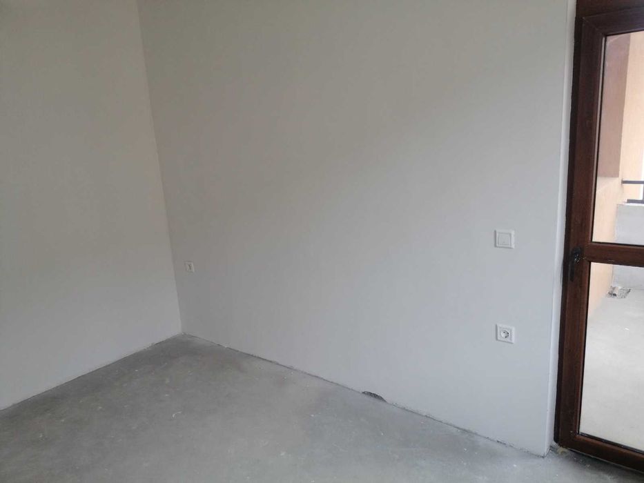 Продава се Двустаен апартамент в Търговище, Изток 1 - 62 кв.м за 1061 €/кв.м - Снимка #3