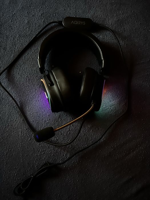 Casti gaming AQIRYS ALTAIR ca noi NEG