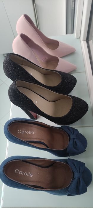 Se vinde pantofi dama