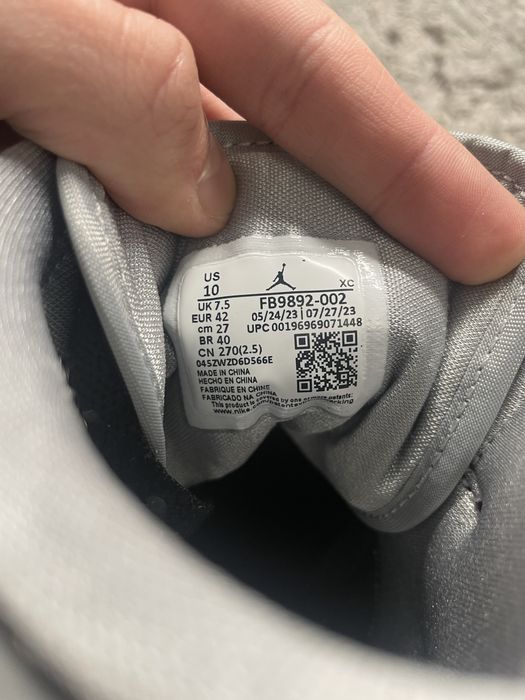 Air Jordan 1 Mid "Black Metallic Silver"