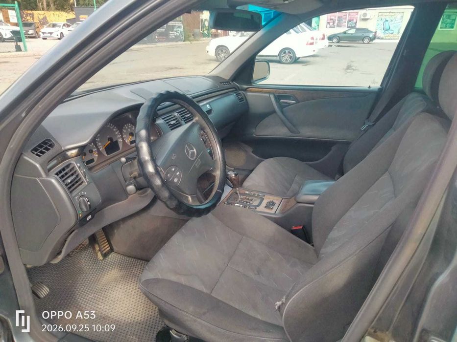 Продам автомобиль MERCEDES BENZ 210