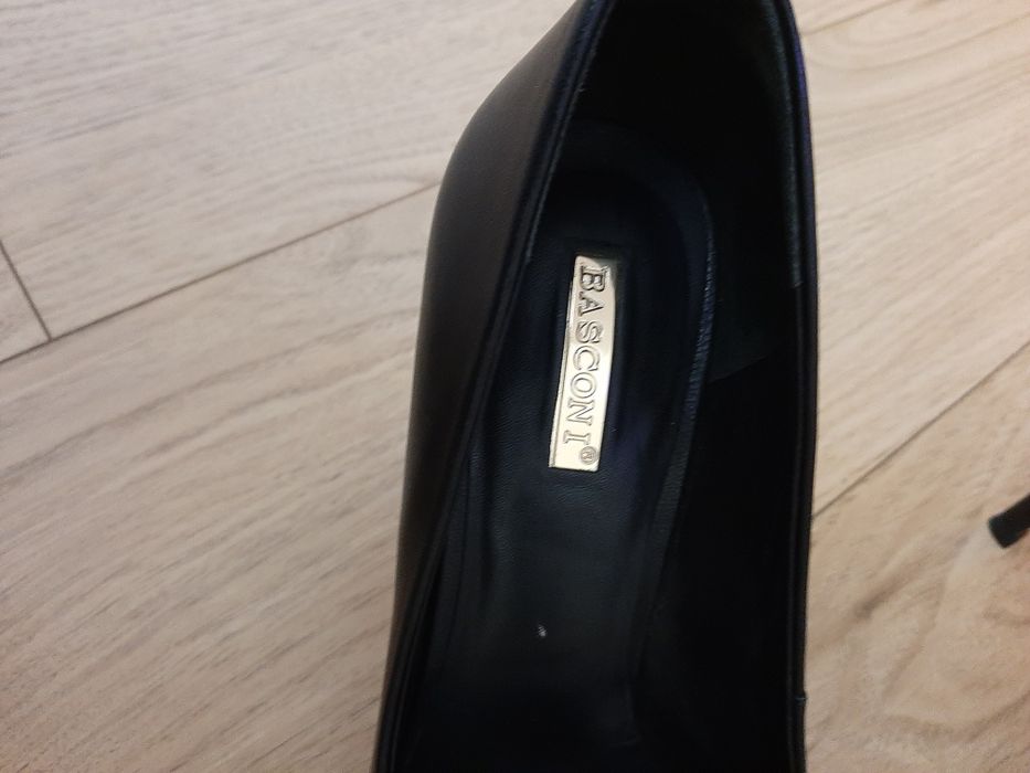 Туфли женские Basconi