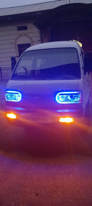 Damas damas damas va yana damas