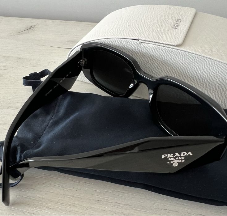 Слънчеви очила PRADA