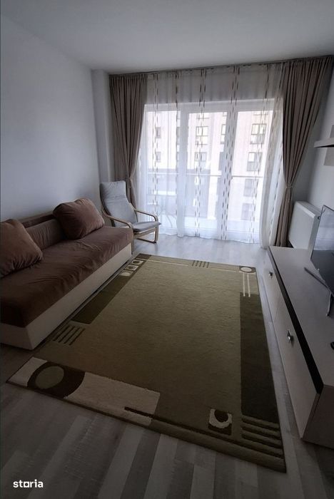 Inchiriez garsoniera pet friendly Coresi bloc nou