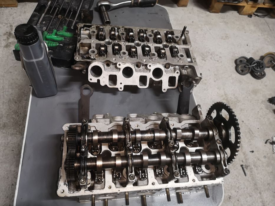 Chiuloasă axa came 3.0 v6 biturbo CGQ CVU Audi Q5 A6 A7 2014