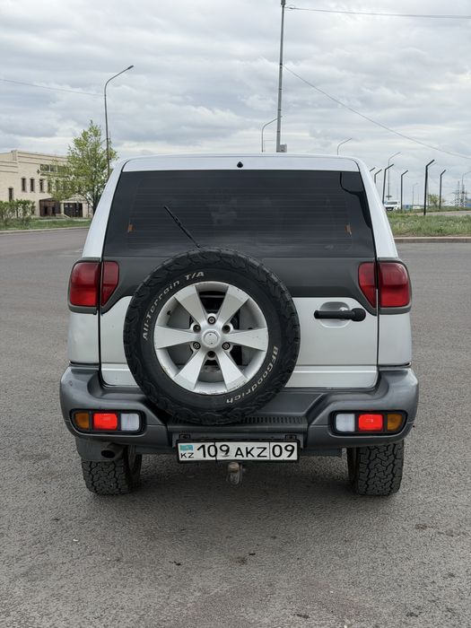 Nissan terrano 2