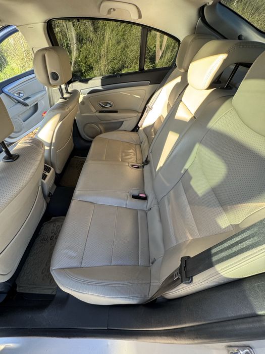 Vand sau schimb Renault Laguna