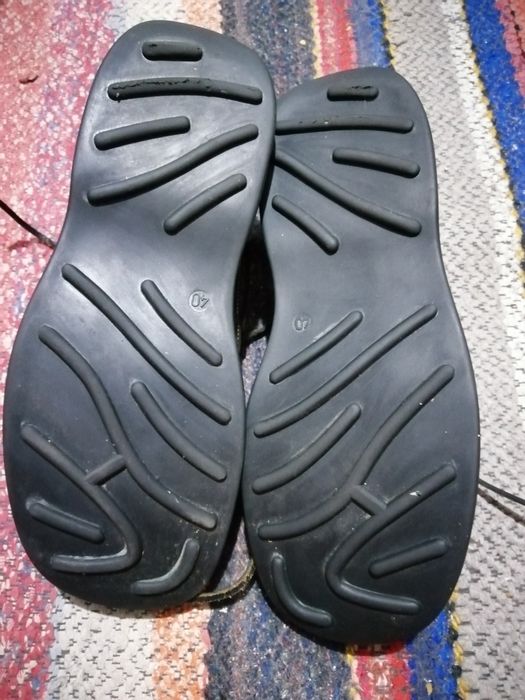 Обувки по 20 лева чифта