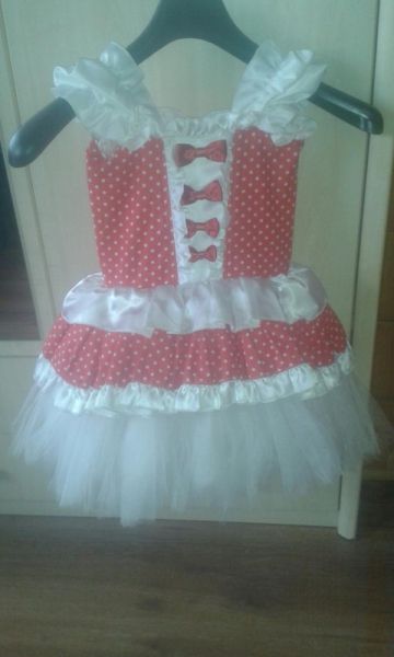 Красива детска рокля