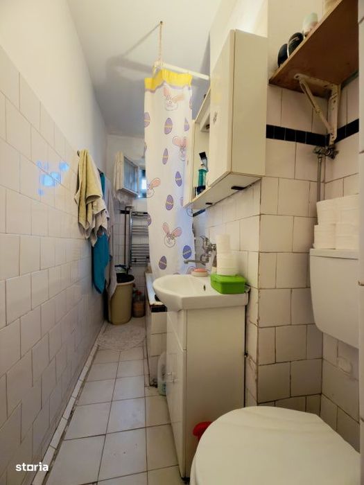 Apartament 3 camere, semidecomandat, 53mp utili, zona Girocului