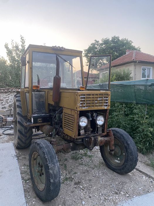 Трактор болгар тк82