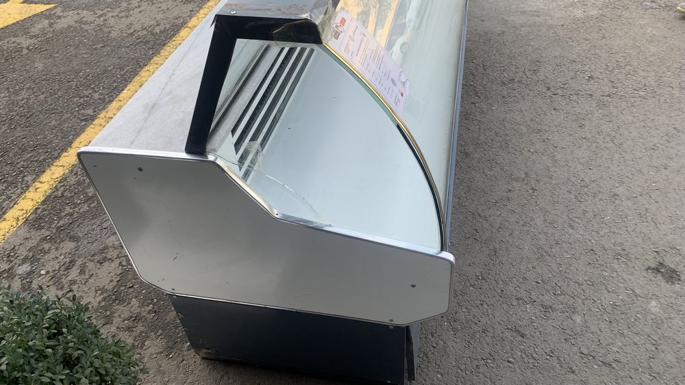 Холодилник Витрина