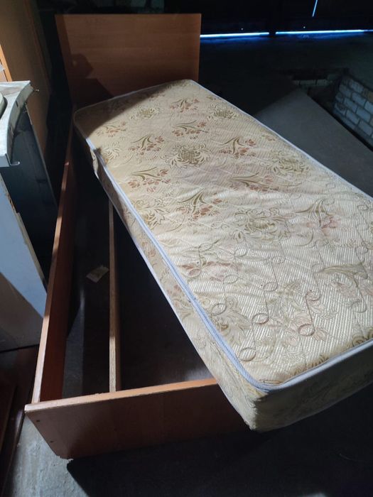 Кровать за 10000