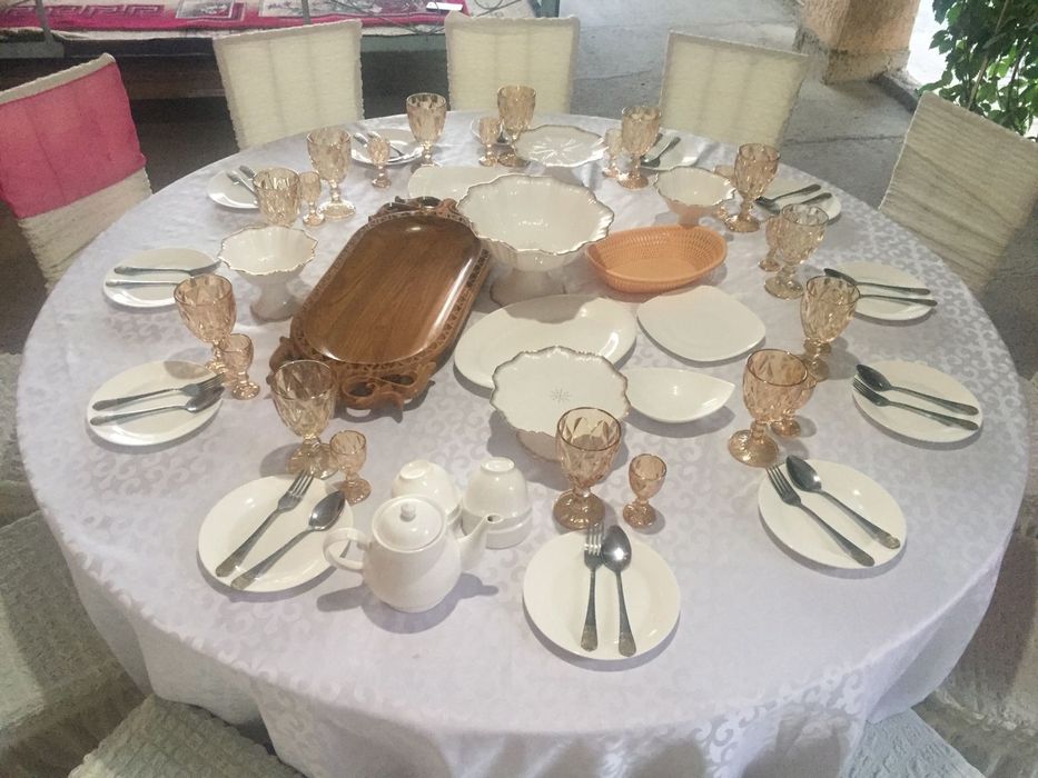 Стол стулья продается