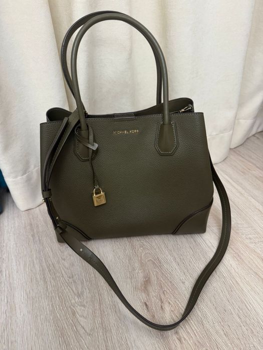 Продам сумку Michael Kors