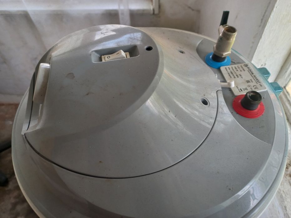 Продавам бойлер.