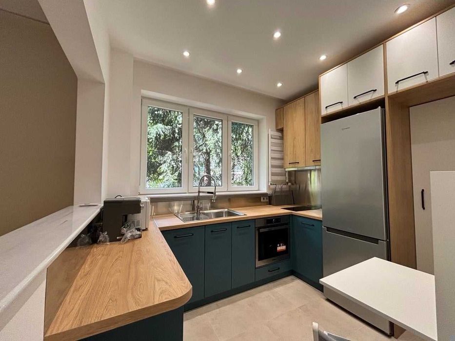 Двустаен апартамент под наем в Центъра – до СУ