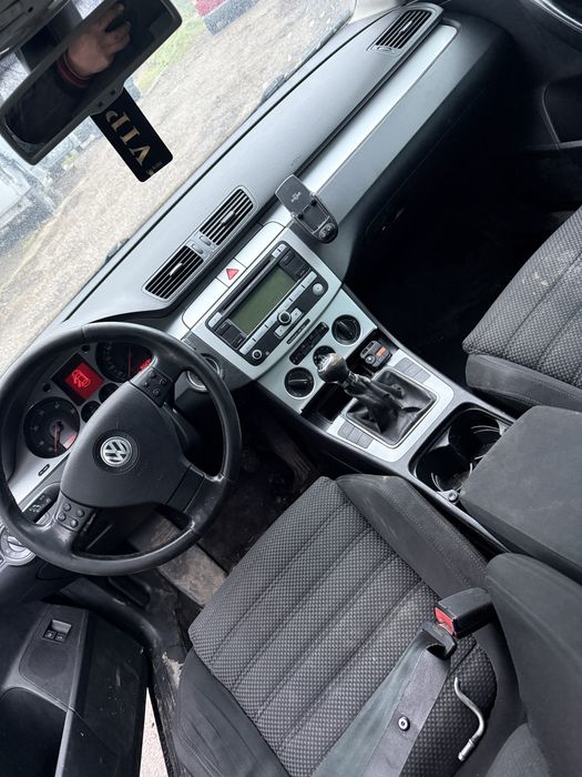 Volkswagen Passat B6 2.0 TDI BMP НА ЧАСТИ !