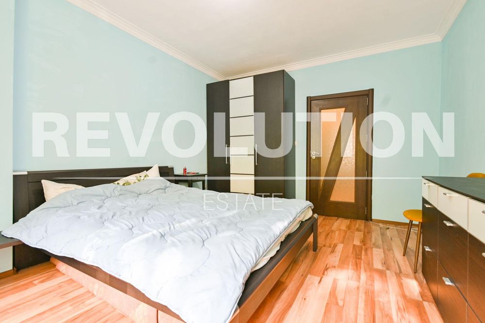 Продава се Двустаен апартамент в София, Хиподрума - 42 кв.м за 5000 €/кв.м - Снимка #2