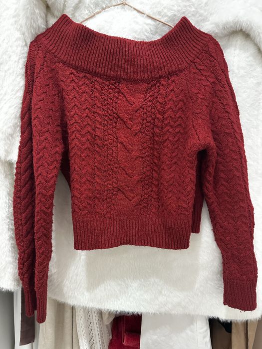 Джемпер свитер красный