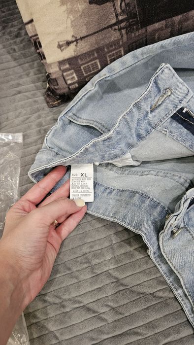 Продам шорты новые