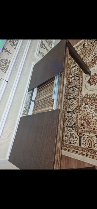 Стол гостиничный