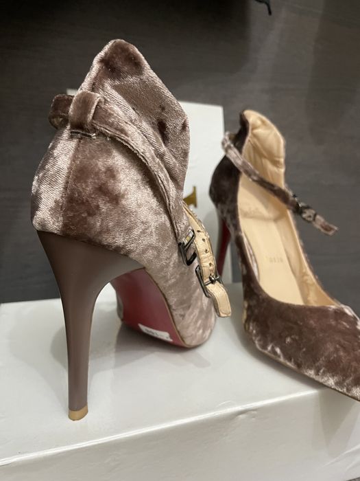 Продается туфли