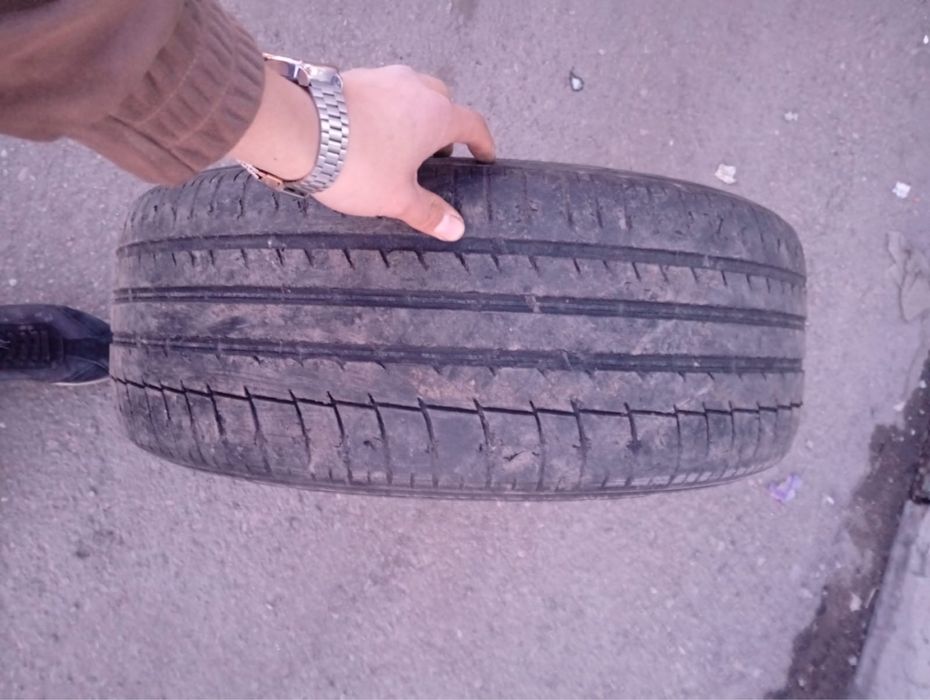 Продается летние шины 25.55.17