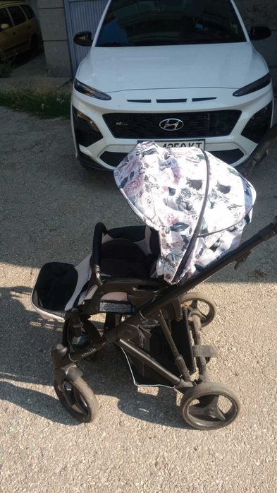 Детска количка 2 бр.