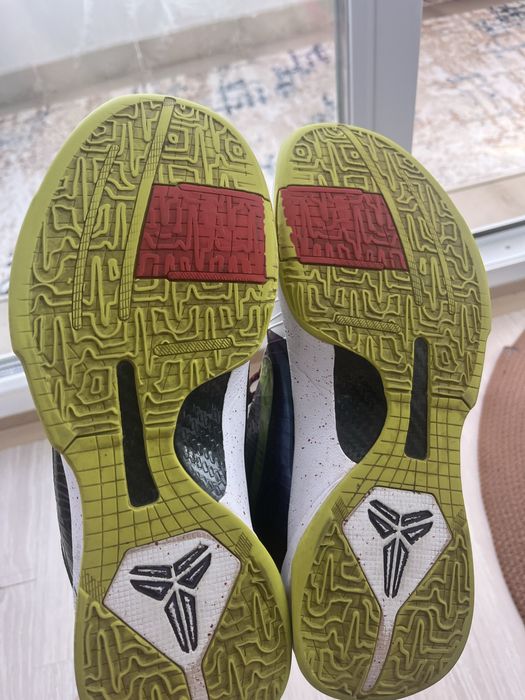 Баскетбольнын кроссовки Kobe 5 “Chaos”