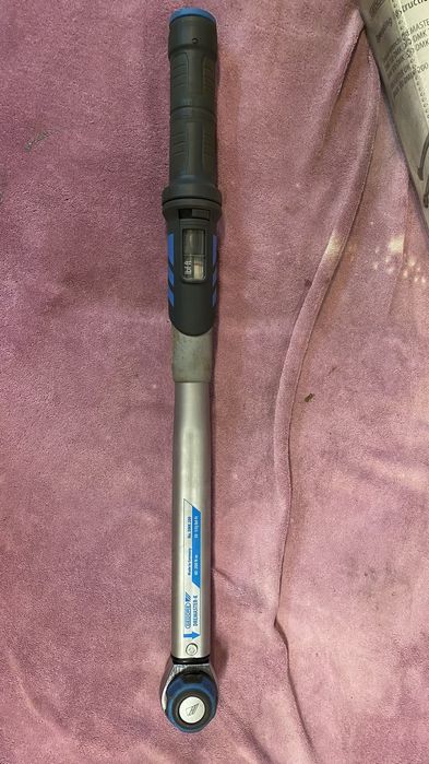 Продаю динамометрический ключ