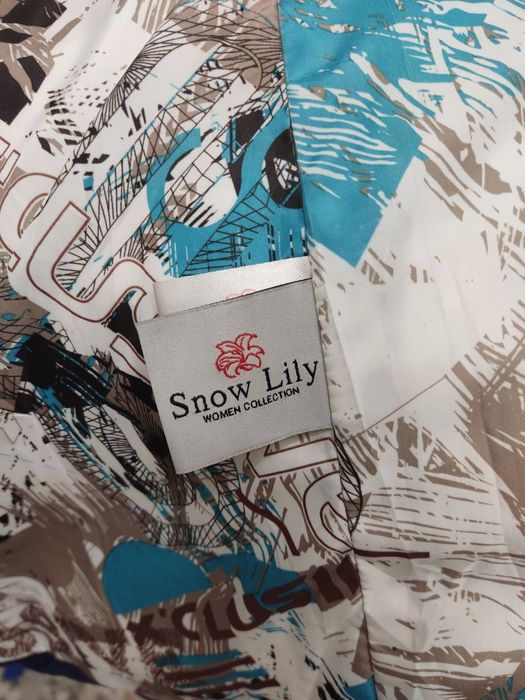 Продам зимнюю куртку для девушки!