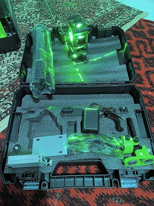 Lazer uroven 4D green