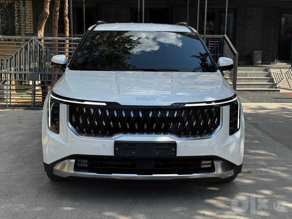 Новый Kia Carnival Hybrid Full 9 мест в наличии в Ташкенте